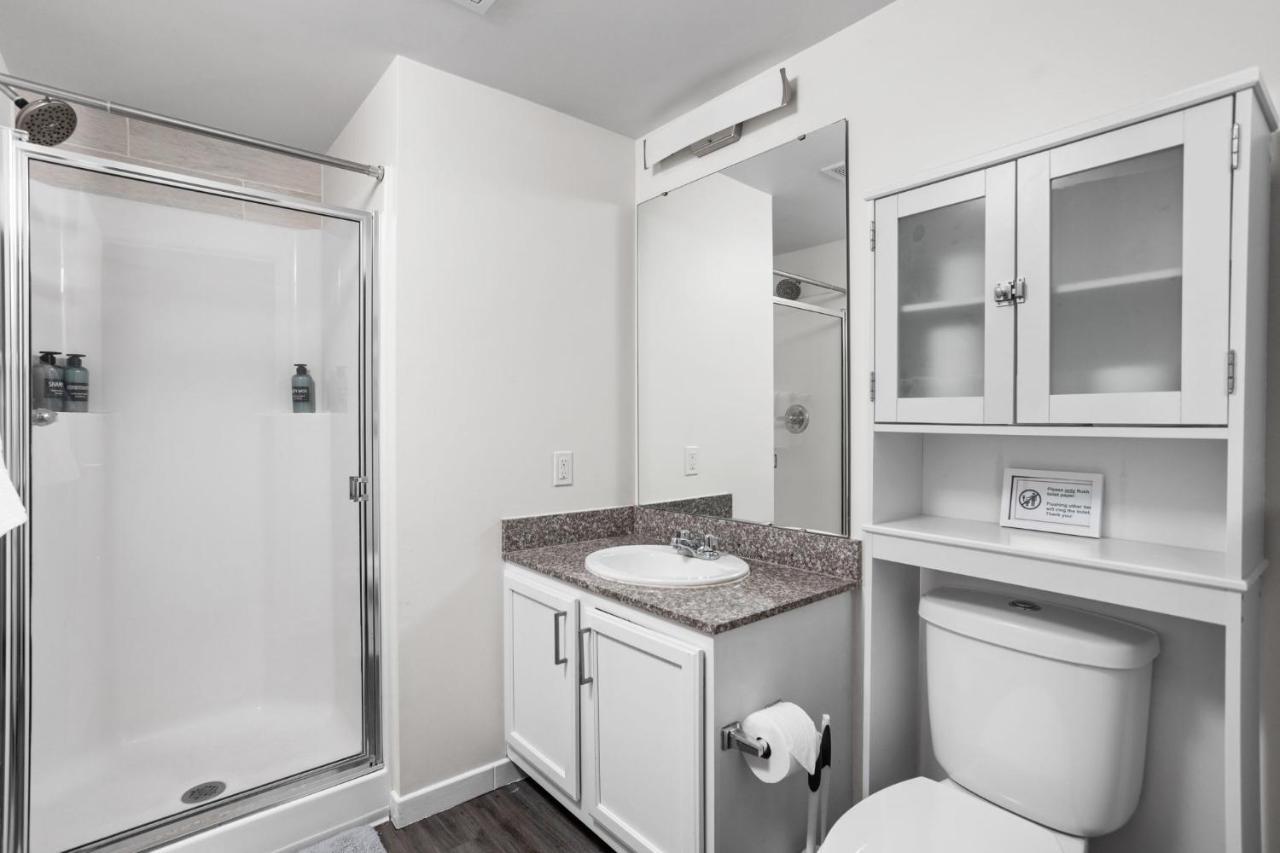2Br 2Ba In The Block Apartment By Cozysuites Indianapolis Ngoại thất bức ảnh